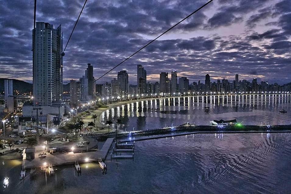 Ferias Incriveis Vista Mar Balneario Camboriu Apartment ภายนอก รูปภาพ